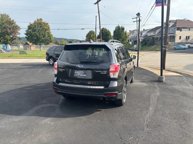 2017 Subaru Forester Limited - Photo 6