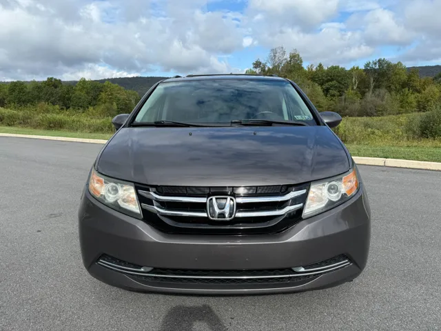 2015 Honda Odyssey EX-L photo 2