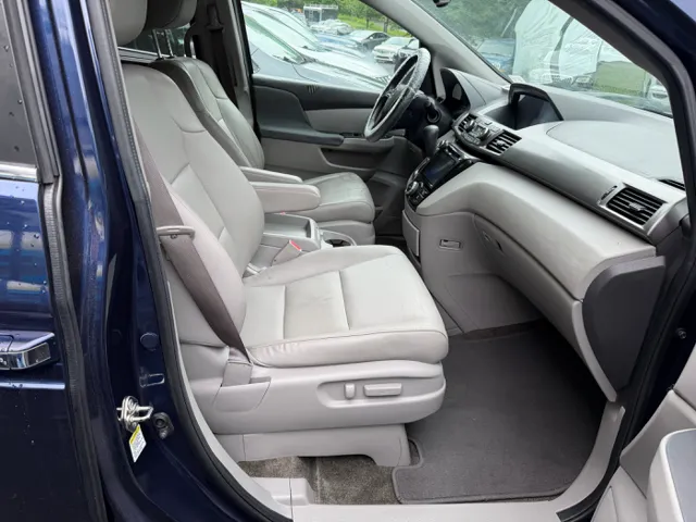 2016 Honda Odyssey EX-L - Photo 22