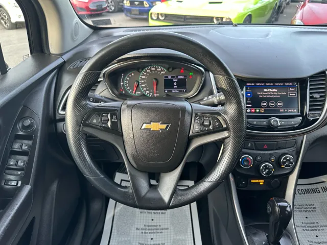 2020 Chevrolet Trax LS - Photo 21