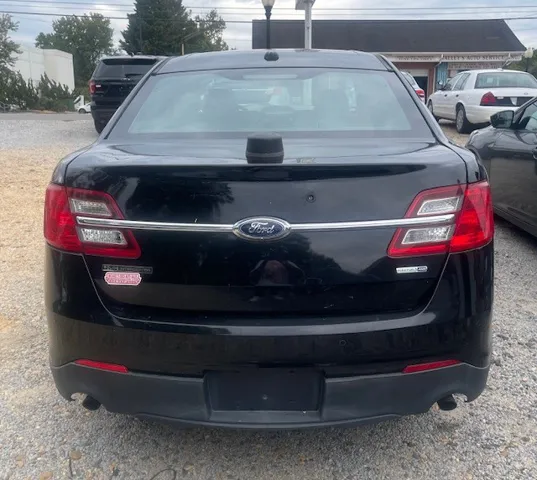 2016 Ford Taurus photo 4