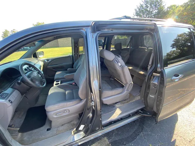2010 Honda Odyssey EX photo 15