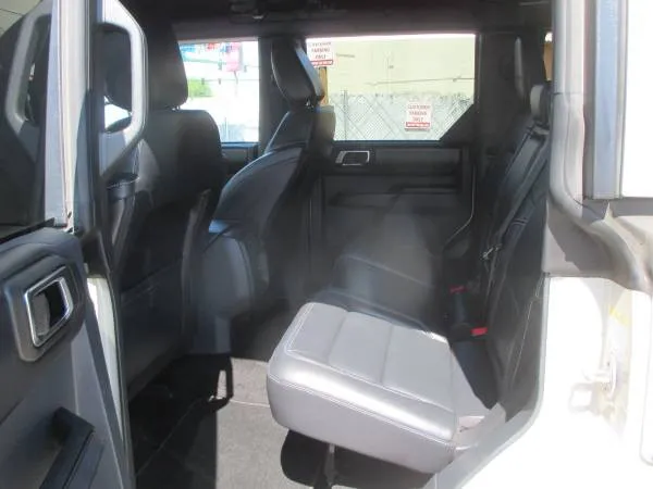 2025 Ford Bronco 4-Door Outer Banks - Photo 17