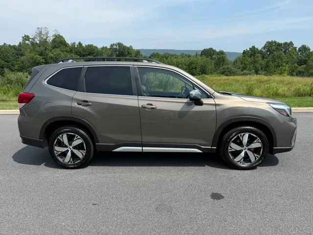 2020 Subaru Forester Touring - Photo 4