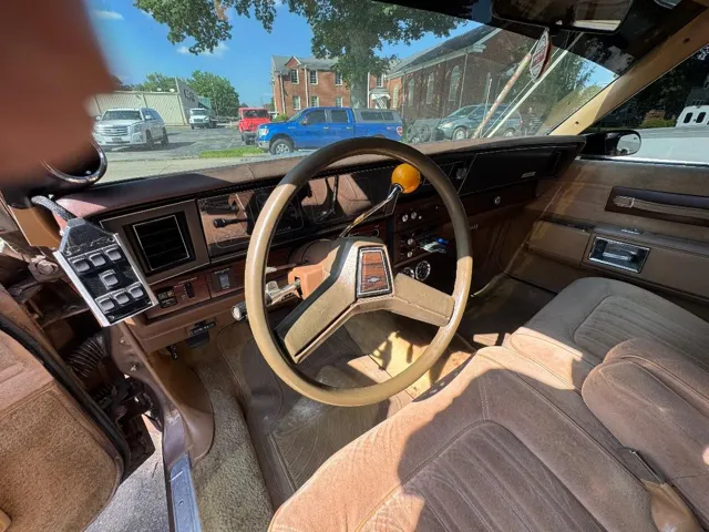 1987 Chevrolet Caprice - Photo 12