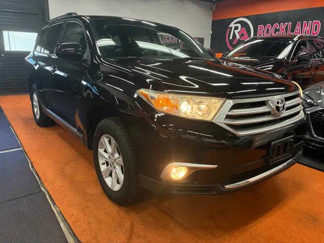 2012 Toyota Highlander SE