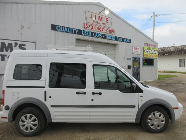 2013 Ford Transit Connect 2.0 XLT Cargo Van side/rear glass's photo