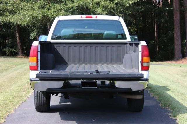 2002 GMC Sierra 1500 Standard - Photo 11