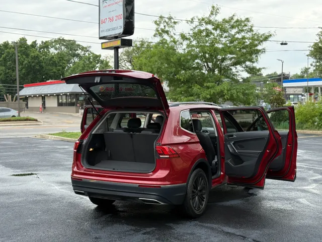 2018 Volkswagen Tiguan SE - Photo 18
