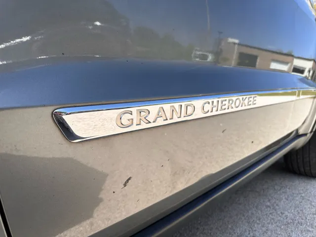 2013 Jeep Grand Cherokee Laredo - Photo 12