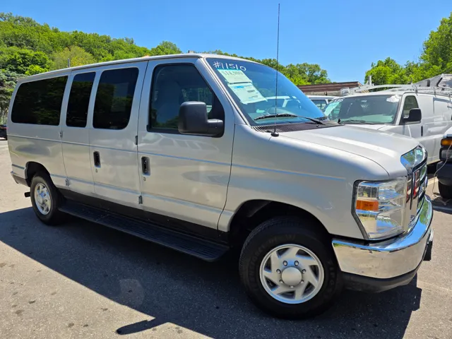 2014 Ford E-Series E-350 XLT Super Duty's photo