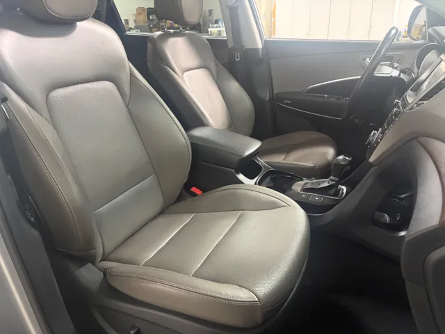 2017 Hyundai Santa Fe Limited Ultimate - Photo 19