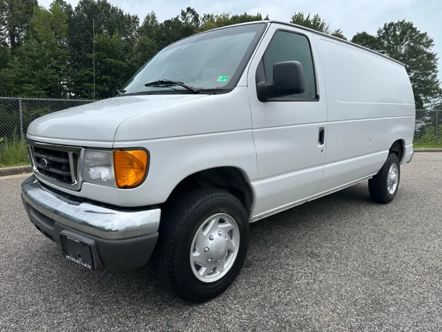 2005 Ford Econoline Van