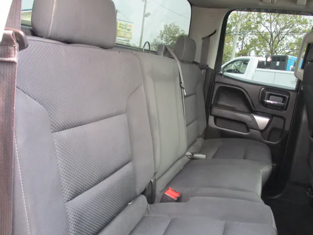 2017 Chevrolet Silverado 1500 LT photo 8