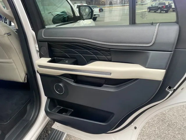 2019 Ford Expedition Platinum - Photo 24