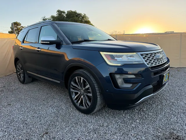 2016 Ford Explorer Platinum 4WD's photo