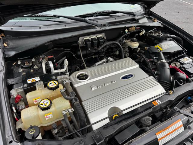 2005 Ford Escape Hybrid
