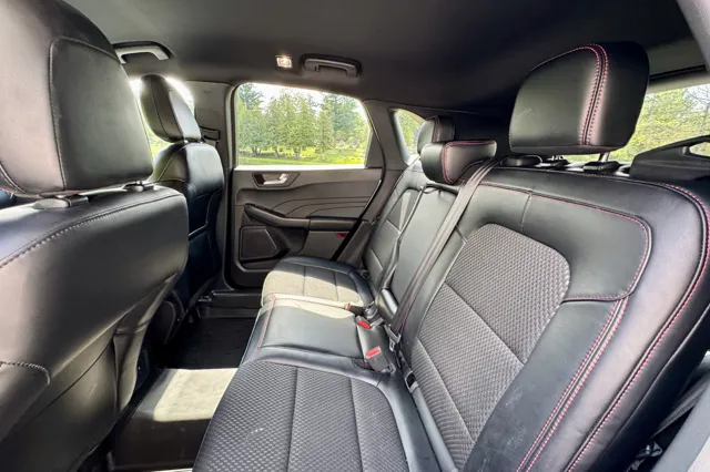 2023 Ford Escape ST-Line - Photo 26