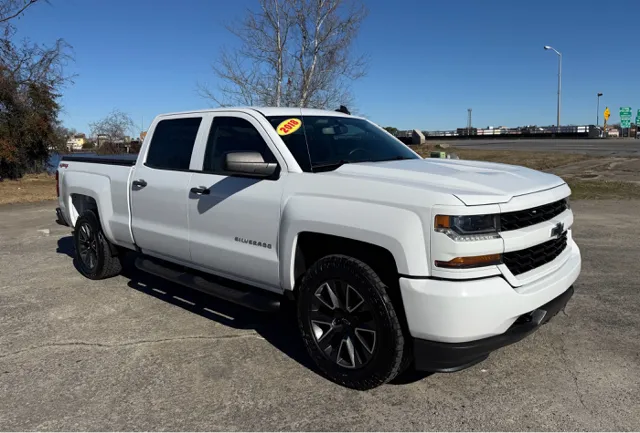2018 Chevrolet Silverado 1500 Custom