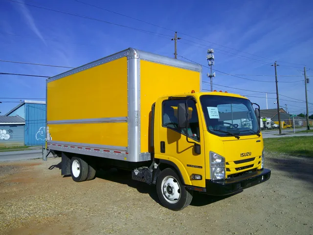 2021 Isuzu NPR-HD's photo