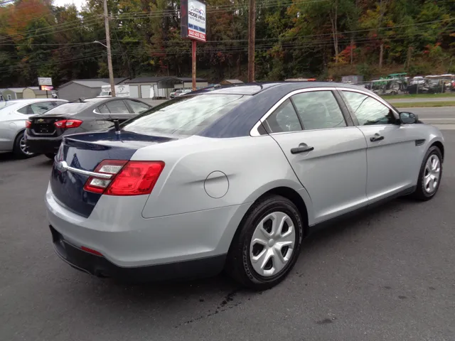 2016 Ford Taurus - Photo 7