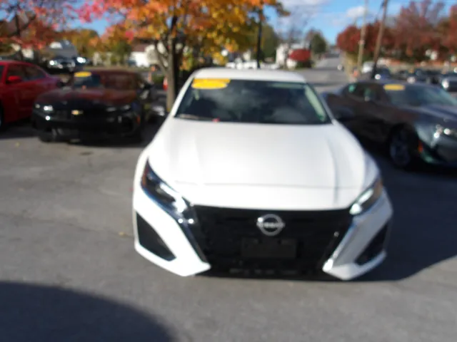 2024 Nissan Altima SV