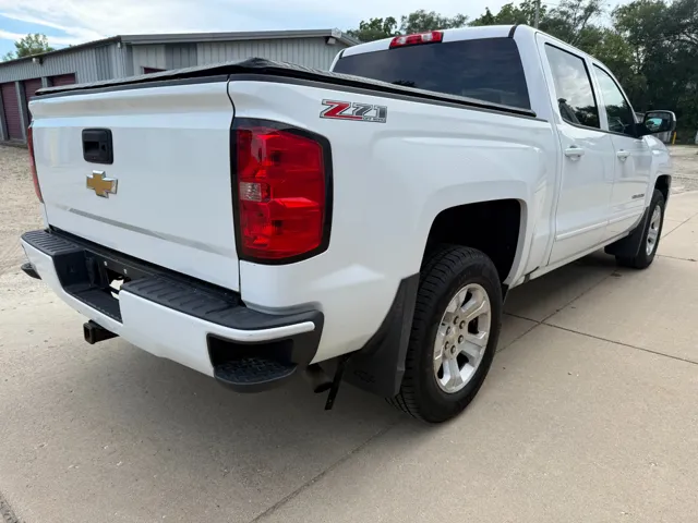 2017 Chevrolet Silverado 1500 LT Z71 - Photo 8