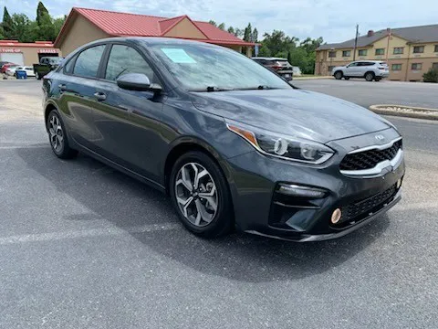 2021 Kia Forte LXS AT's photo