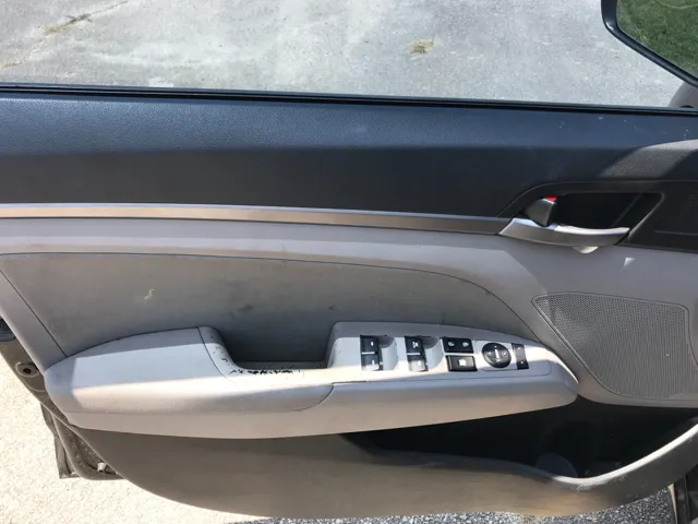 2017 Hyundai Elantra SE - Photo 9