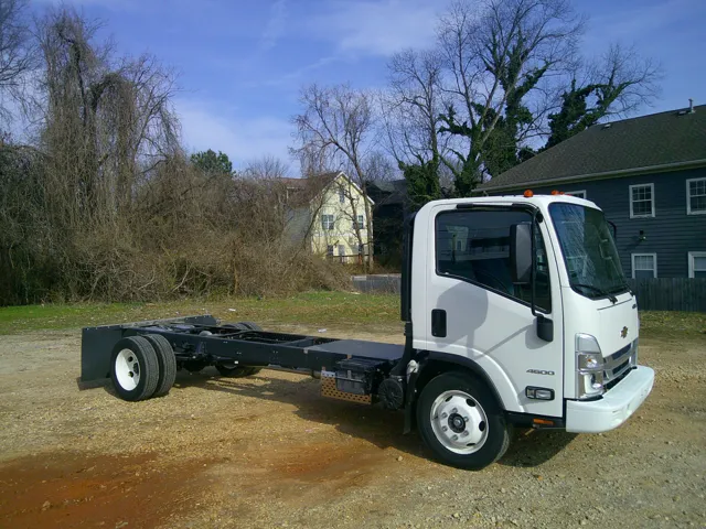 2023 Chevrolet Low Cab Forward Base