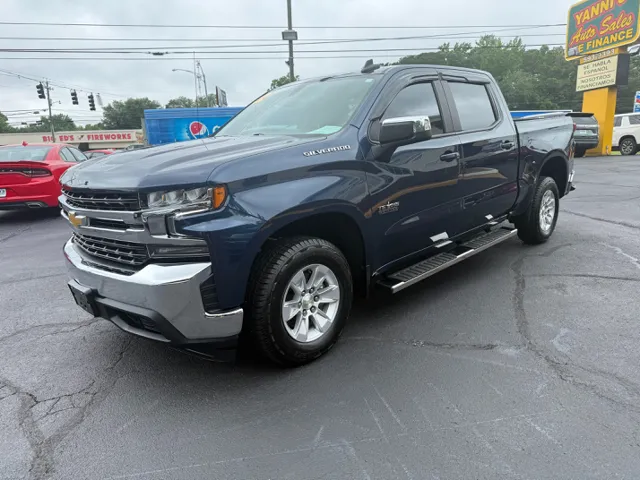 2022 Chevrolet Silverado 1500 LT Crew Cab Short Box's photo