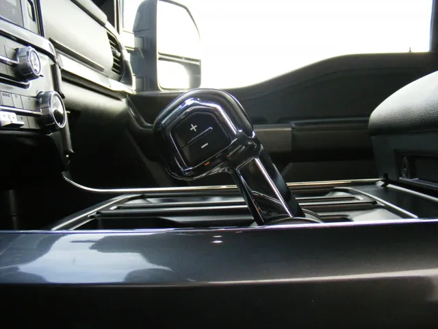 2023 Ford F-150 XLT - Photo 38