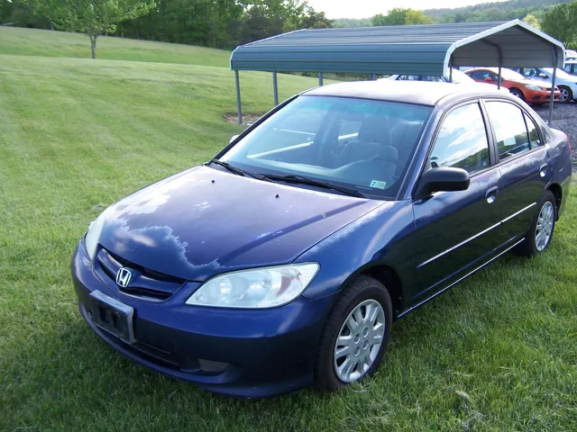 2004 Honda Civic LX's photo