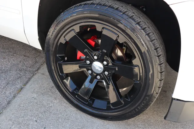 2015 Chevrolet Tahoe LTZ - Photo 9