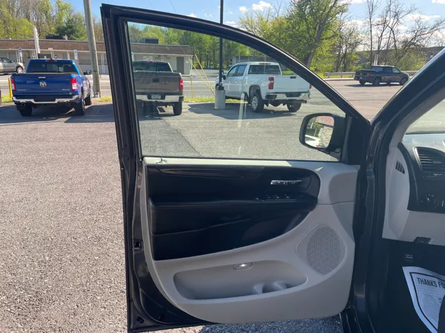 2019 Dodge Grand Caravan SE - Photo 13