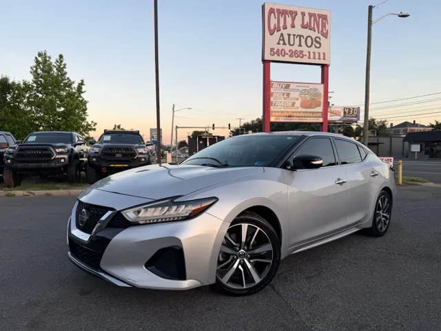 2020 Nissan Maxima SV's photo