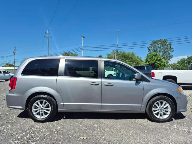 2019 Dodge Grand Caravan SXT FWD photo