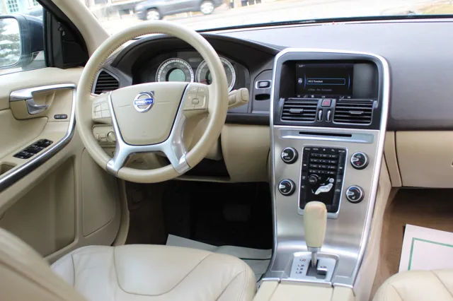 2012 Volvo XC60 3.2 - Photo 12