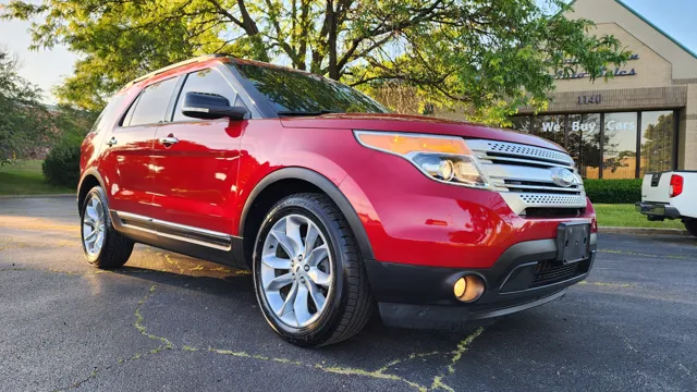 2011 Ford Explorer XLT's photo
