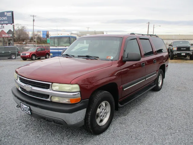 2002 Chevrolet Suburban LS's photo