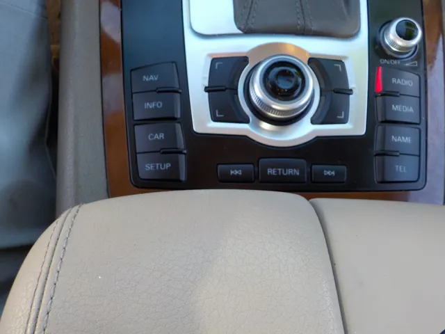 2011 Audi Q7 Premium - Photo 36