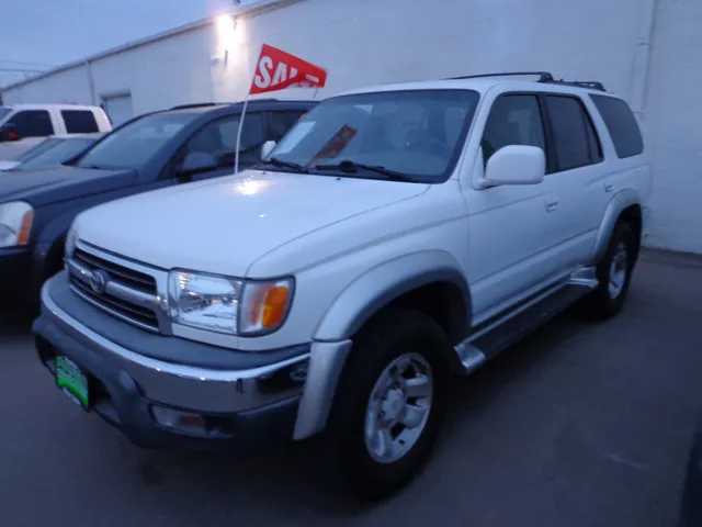 2000 Toyota 4Runner SR5