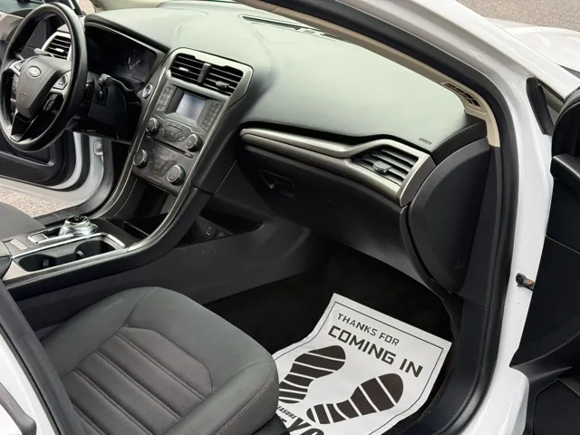 2018 Ford Fusion SE - Photo 33