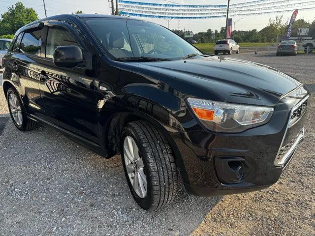 2013 Mitsubishi Outlander Sport SE ES photo 6