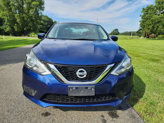 2017 Nissan Sentra S photo 3