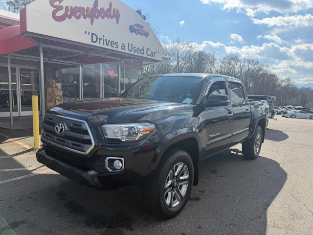 2016 Toyota Tacoma Limited's photo