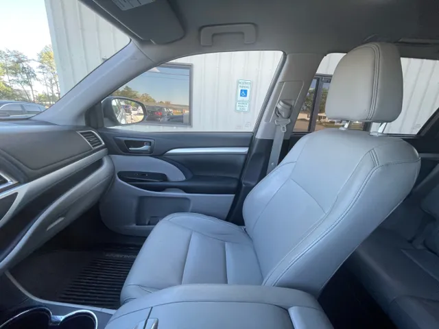 2015 Toyota Highlander XLE - Photo 35