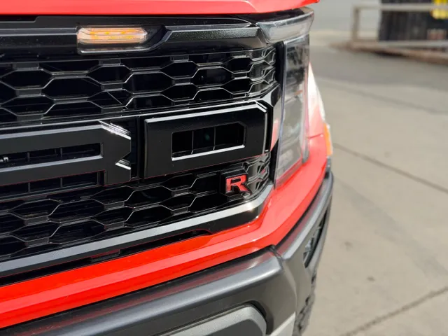2023 Ford F-150 Raptor - Photo 7
