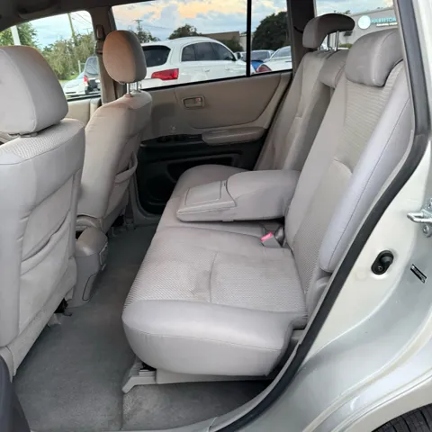 2005 Toyota Highlander Base - Photo 13