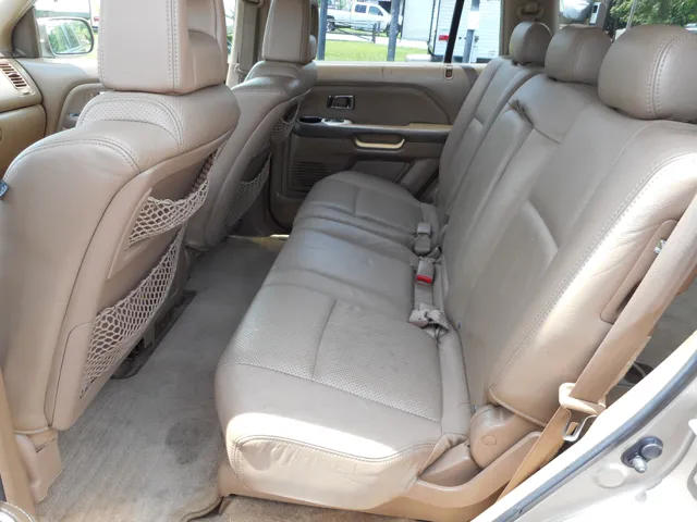 2004 Honda Pilot EX-L photo 4
